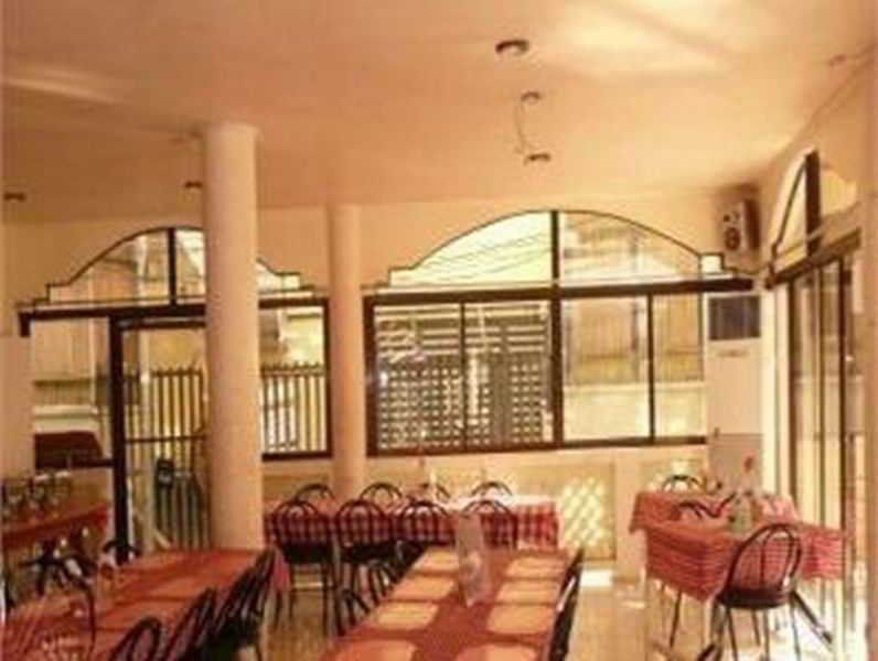 Alliyah'S Beach Resort Balabag  Exterior photo
