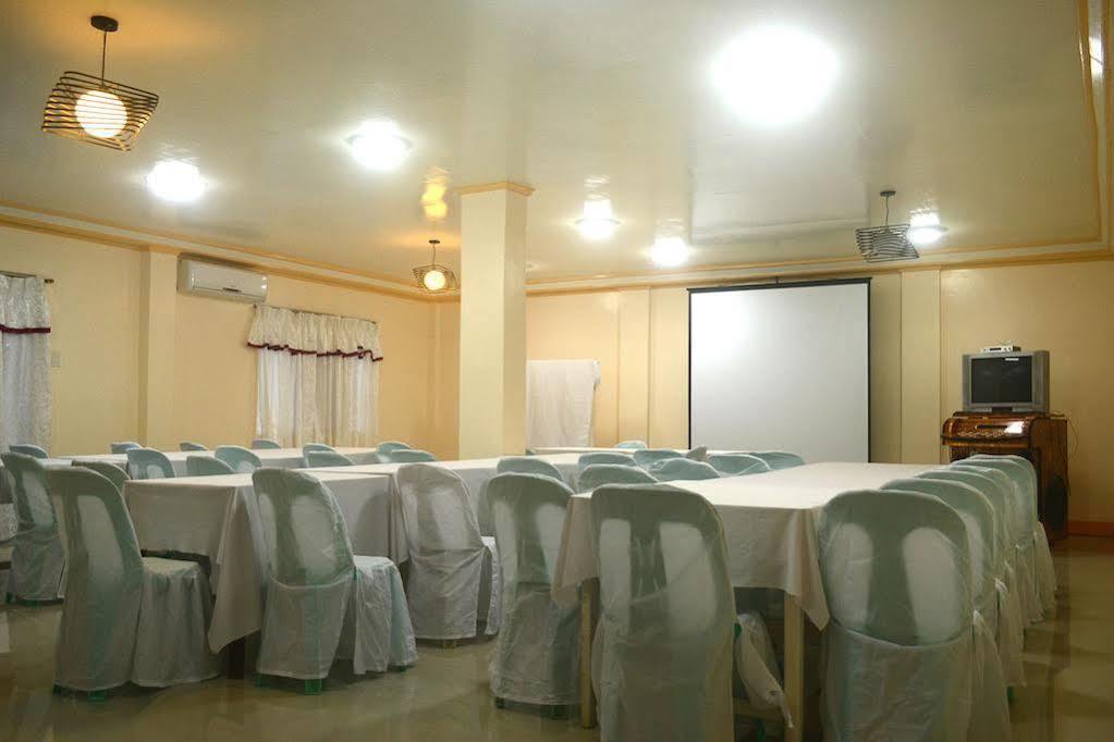 Alliyah'S Beach Resort Balabag  Exterior photo